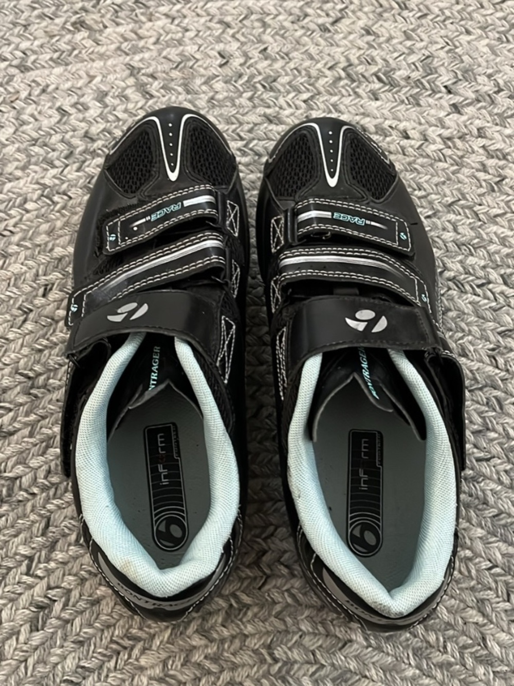 Cycling shoes, pedals and clips